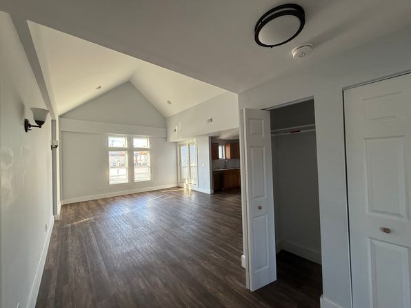 15 Mill Creek Rd APT 3