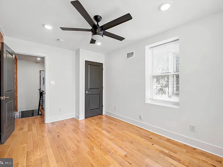 3171 Cedar St — Photo 20