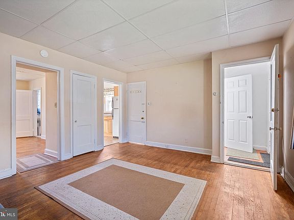 4th image of 2910 Clearview Ave