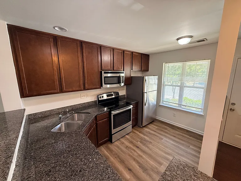 1333 Killashee Ct — Photo 4