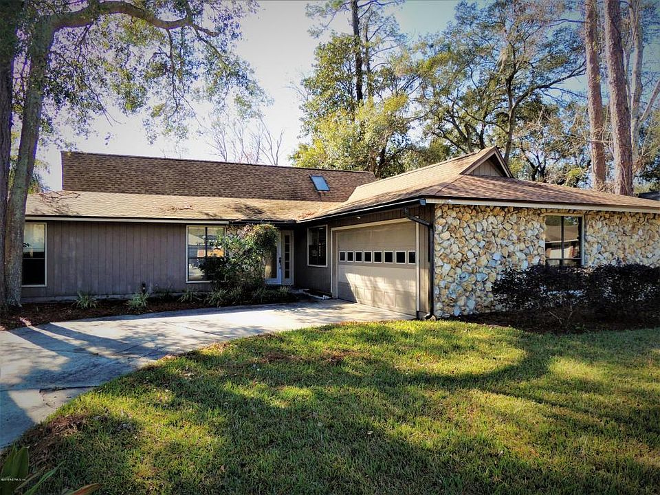 1st image of 10374 Sequoya Dr
