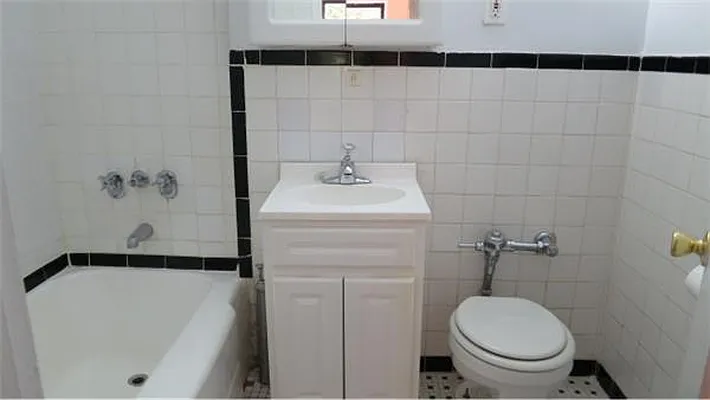 Rented by Lara Group | media 32