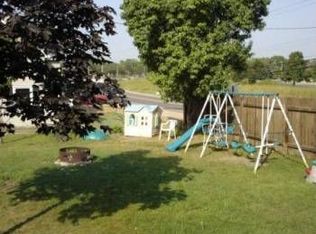 633 2nd Ave NE, Osseo, MN 55369