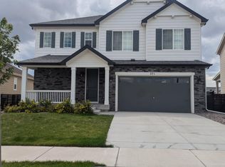 271 S Titus St, Aurora, CO 80018