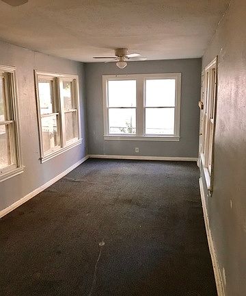 4th image of 119 Belden Ave