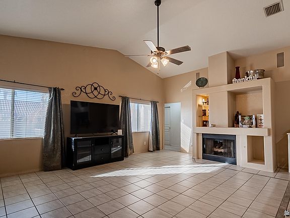 4th image of 7861 E Lorenzo Ln