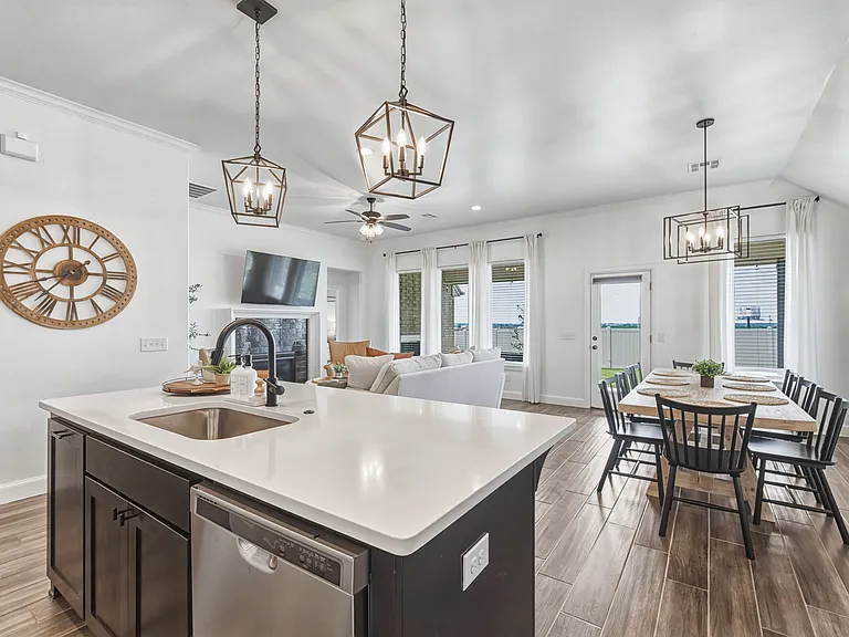 18433 Austin Pl — Photo 10