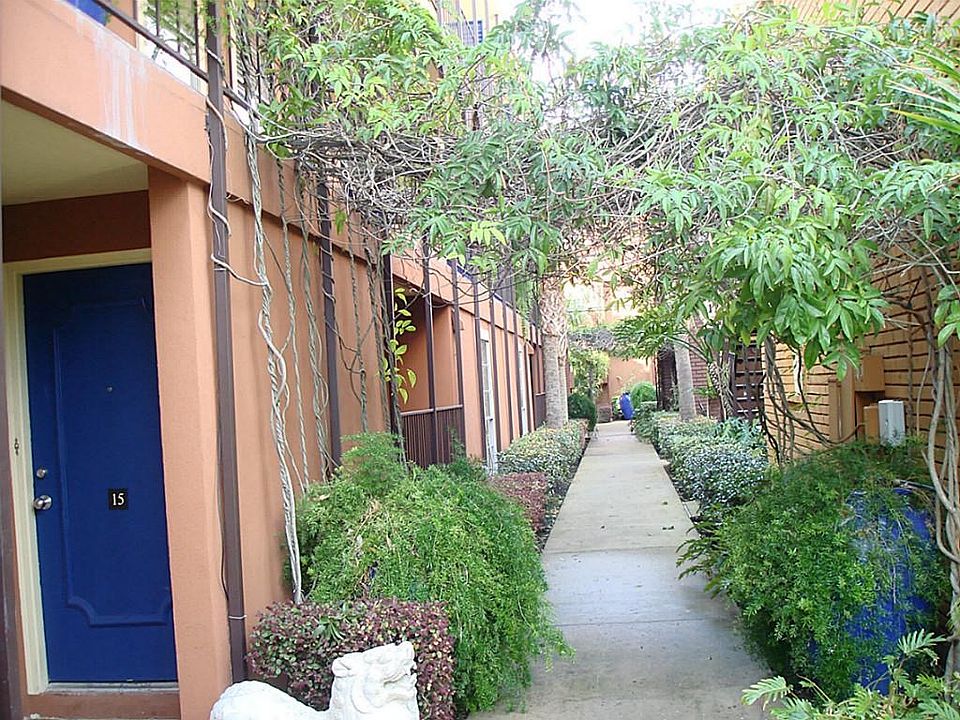 1st image of 1926 Norfolk St APT 15
