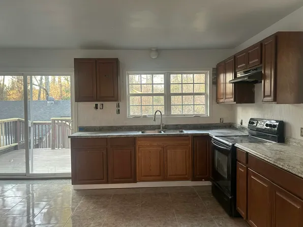 1011 Avenue Of Pnes, Macon, GA 31204