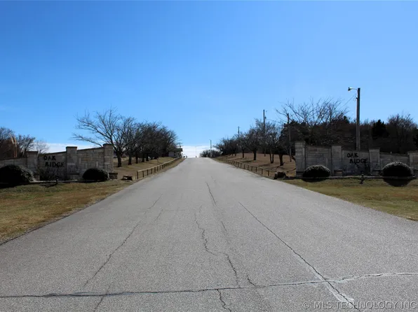1901 River Oak Dr, Kingston, OK 73439