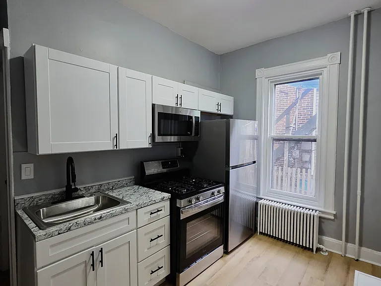 1224 W Turner St #1 — Photo 9