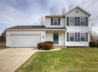 2082 Shiloh Point Dr SE, Kentwood, MI 49546