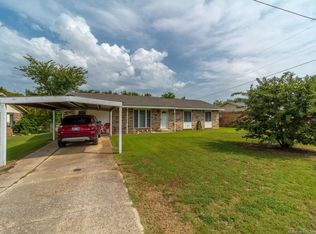 15 NW Creek Ave, Krebs, OK 74554