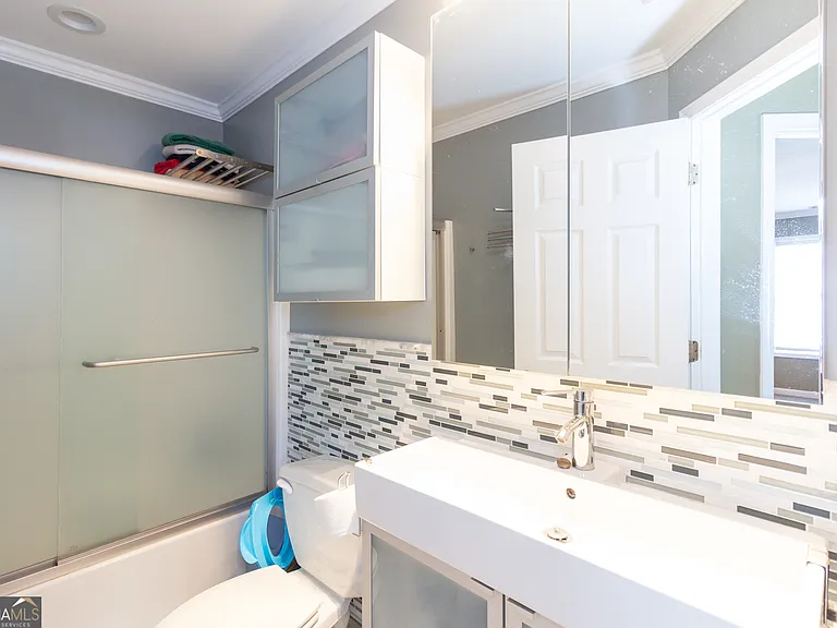27 Portico Pl — Photo 46