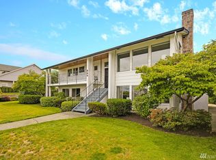 955 3rd St, Mukilteo, WA 98275