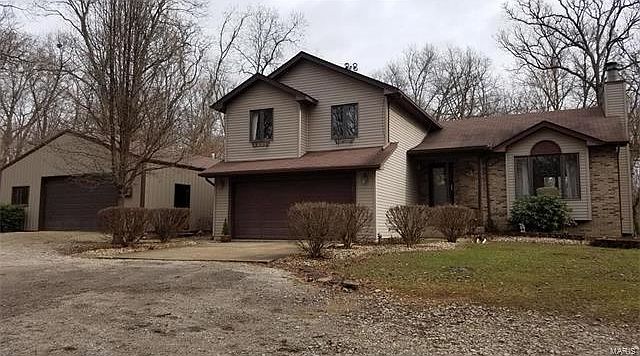2nd image of 2994 Wood Hill Ln