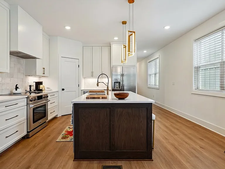 1301B Katie Ave — Photo 2