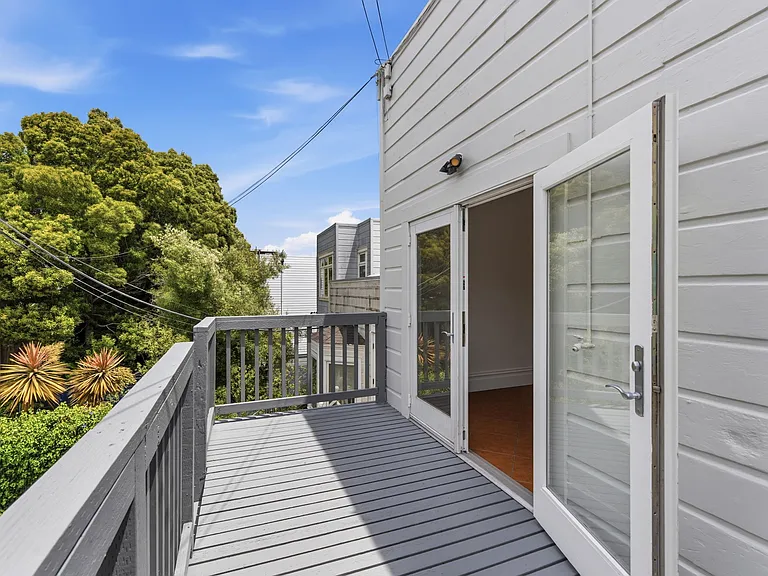 2854 Sacramento St — Photo 28