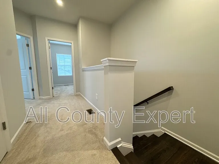 2817 Beacon Bend Xing — Photo 24