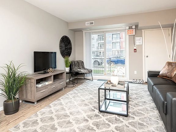 3rd image of 745 Ballantrae Dr #464288