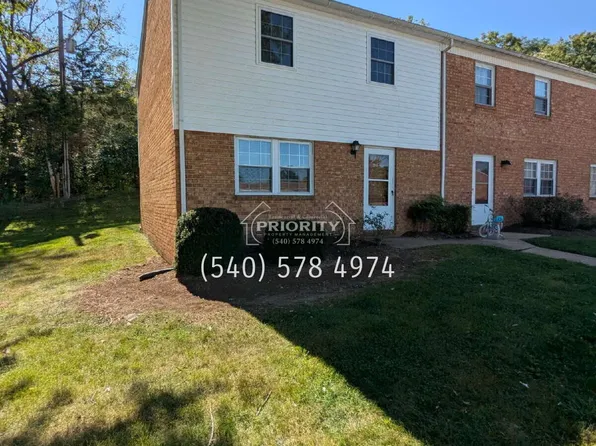 29 Maplewood Ct APT A, Harrisonburg, VA 22801