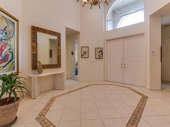 2nd image of 10746 Greenbriar Villa Dr