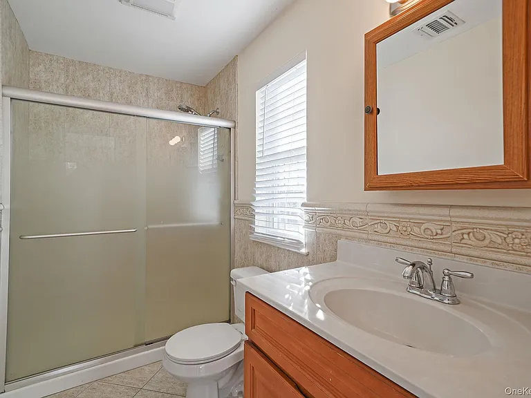 123 Clinton Ave #B — Photo 24
