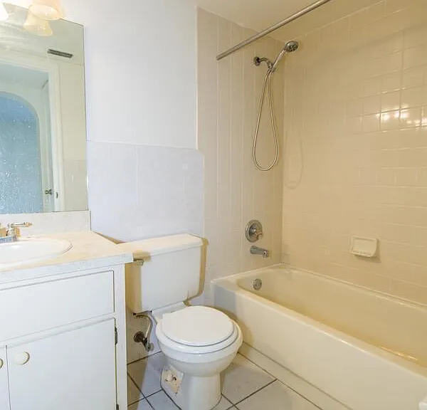 305 Manor Cir #1 — Photo 15