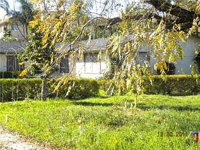 2nd image of 1903 Glenridge Rd