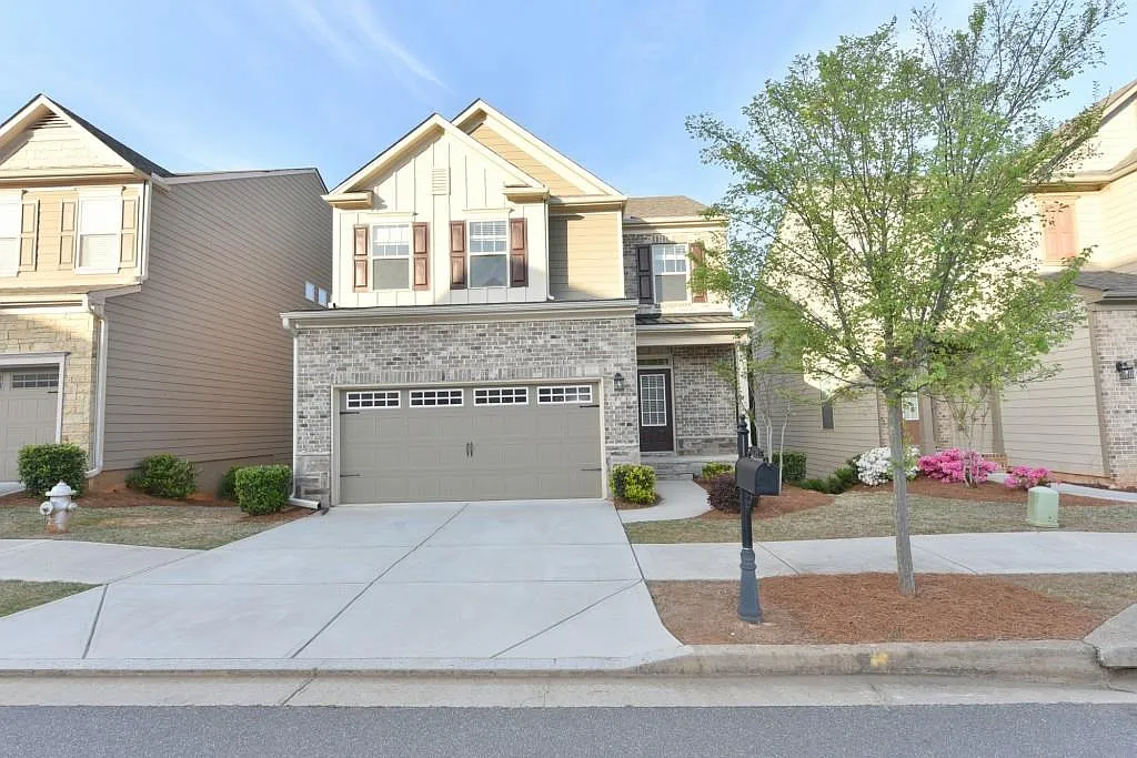 239 Privet Cir photo 1