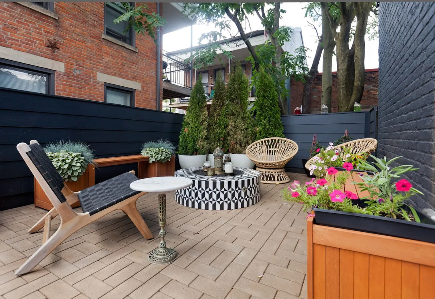 2 bed, 1.0 bath, $3,213 — Photo 3