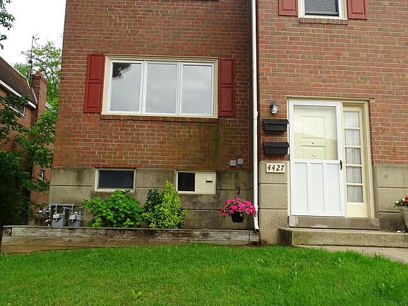 3rd image of 4427 Rosemont Ave
