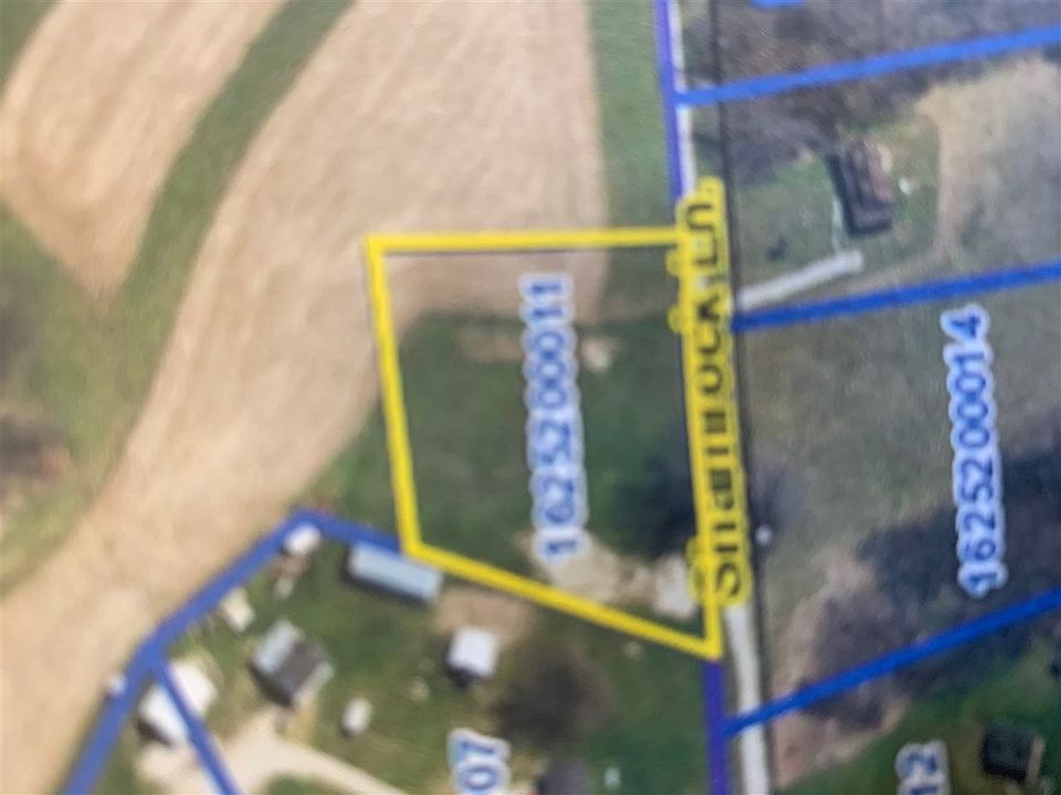2nd image of 1810 Shamrock Ln