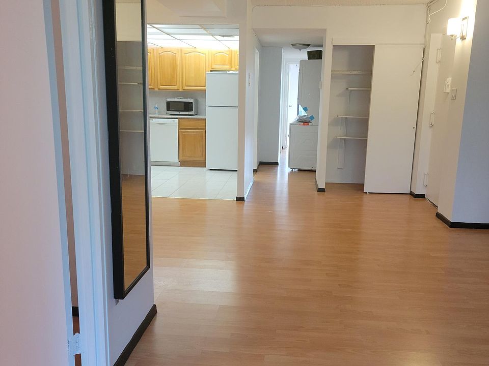 1st image of 15 Kathy Pl APT 2B