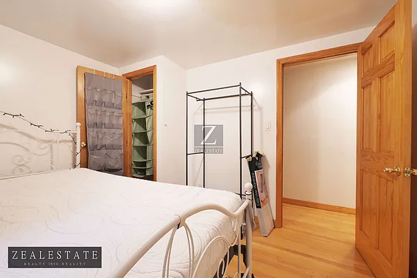 Rented by ZealEstate Group Inc | media 52