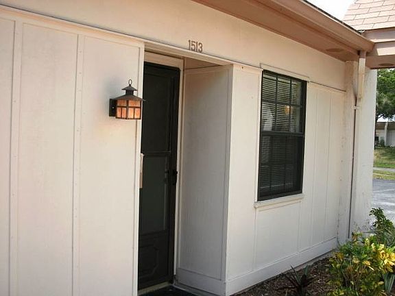2nd image of 1513 Mission Hills Blvd