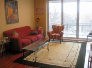 3920 N Sheridan Rd APT 407, Chicago, IL 60613