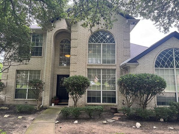 5904 Stewart Cir
