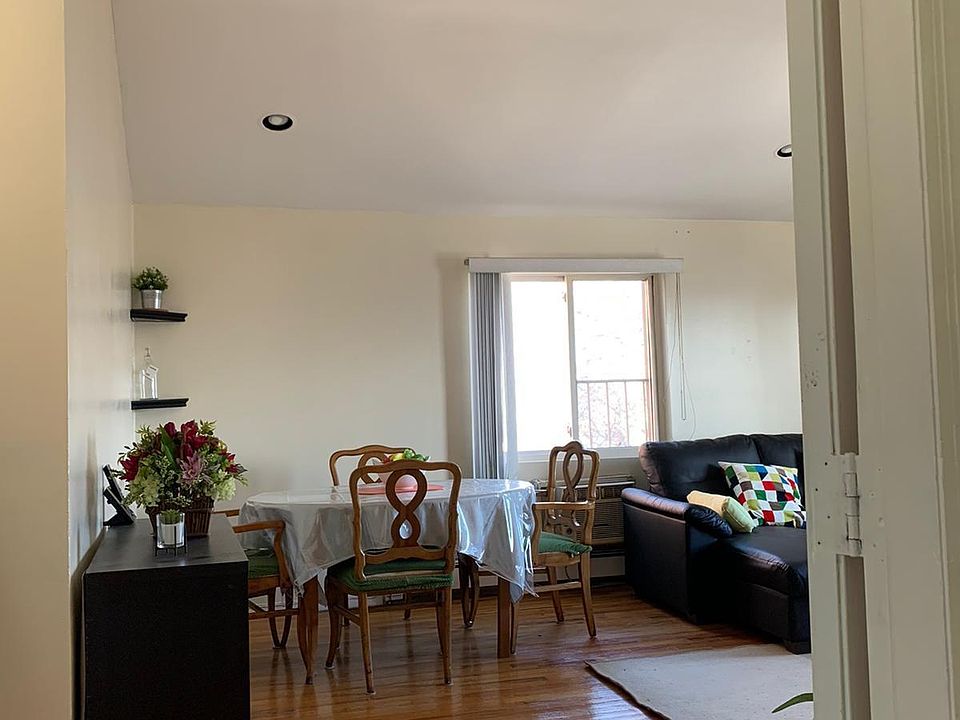 1st image of 2909 Gunther Ave Floor 2