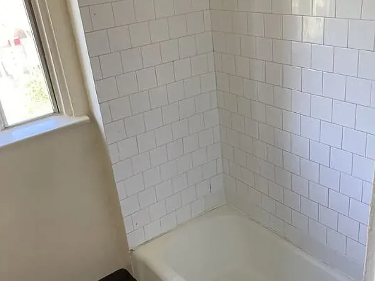 851 N Garfield Ave #3 — Photo 7