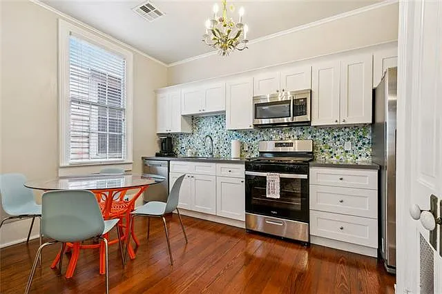 2625 Chartres St — Photo 5