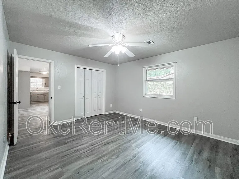 2700 N Wheeler Ave — Photo 15
