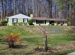 6044 Sunnycrest Rd, Roanoke, VA 24018