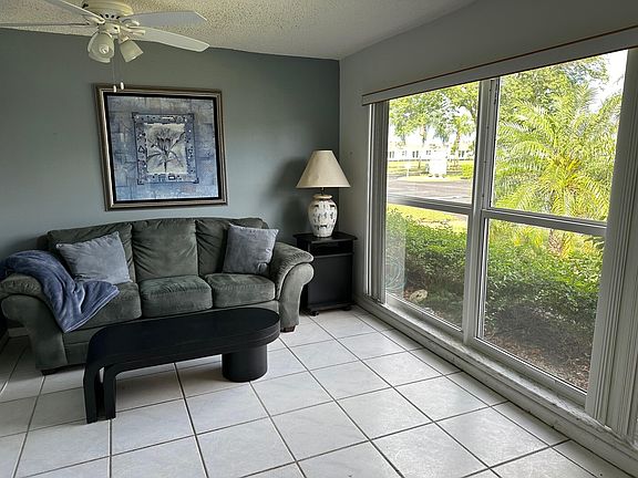 3rd image of 13749 Flora Place #B
