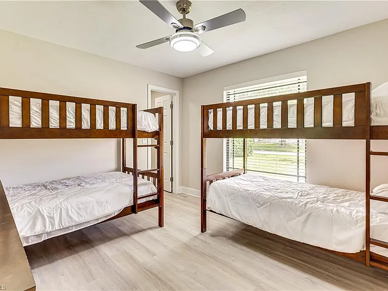 6030 Perthshire Ln — Photo 28