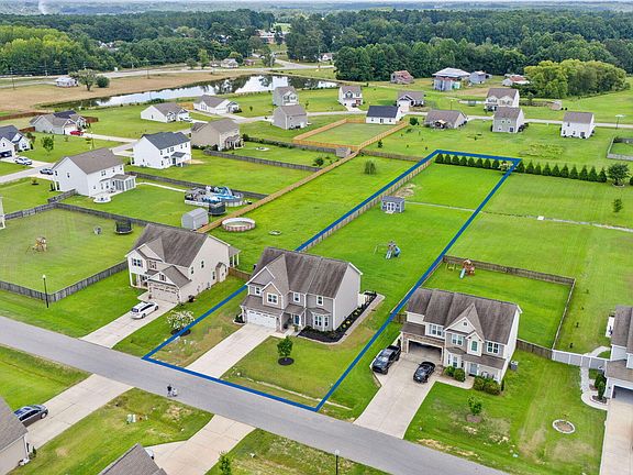 4th image of 69 Squire St