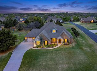 6471 Stone Hill Dr, Edmond, OK 73034
