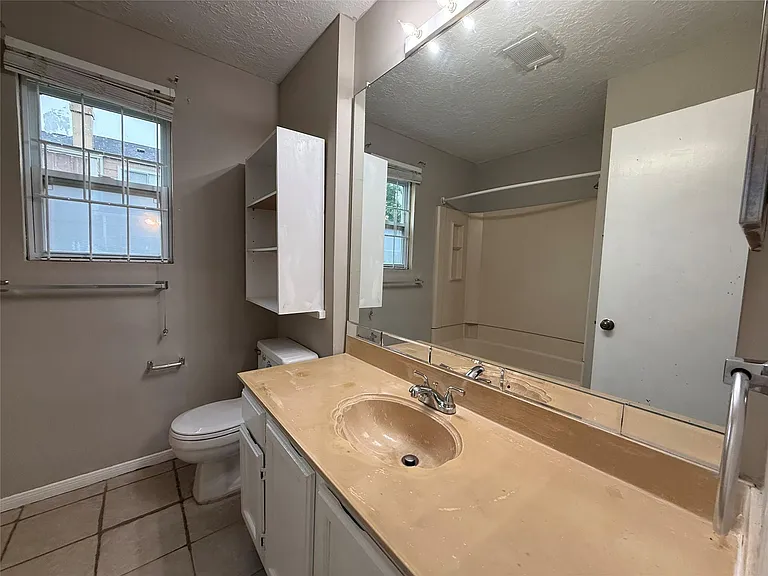 13218 Avonshire Dr — Photo 6