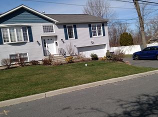 28 Kathwood Rd, White plains, NY 10607