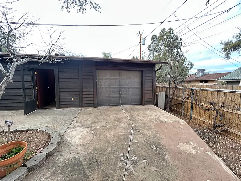 E Wagon Wheel Cir — Photo 9